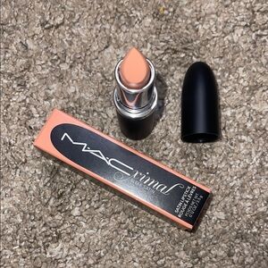 MAC Cosmetics MAXIMAL Satin Lipstick - Fleshpot